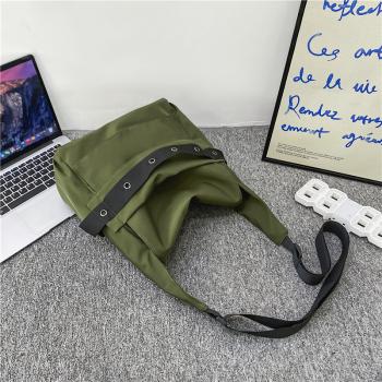 Personalized design leisure shoulder bag large capacity nylon messenger bag