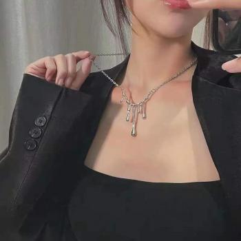 Trend Water Drop Lava karst Pendant Necklace Punk Hip Hop Women's Girl Neck Sweater Chain Sweet And Cool Chokers Jewelry