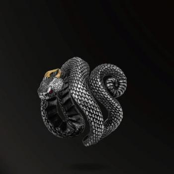 HORN SNAKES SCALY–SKINNED HORN SNAKES RING IN 925 SILVER+18K GOL
