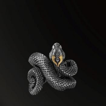 HORN SNAKES SCALY–SKINNED HORN SNAKES RING IN 925 SILVER+18K GOL