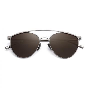 Aviator style anti ultraviolet sunglasses
